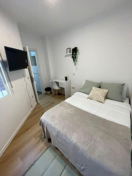 Juan Pantoja, Apartamento Para 2 En Metro Alvarado Madrid Exterior photo